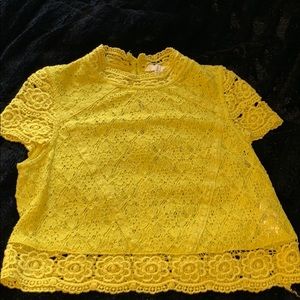 YELLOW LACE CROP TOP